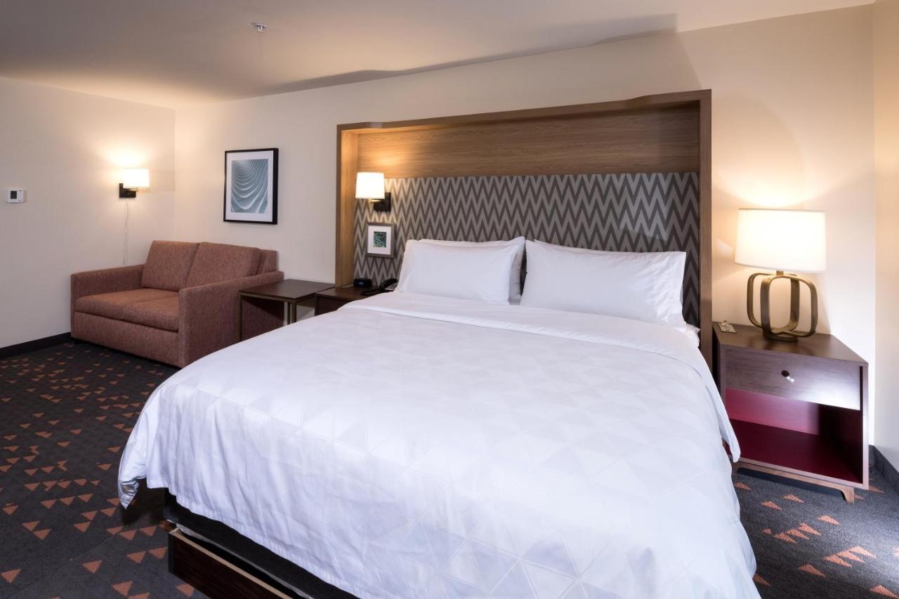 Holiday Inn - Kalamazoo West, an IHG Hotel Bagian luar foto