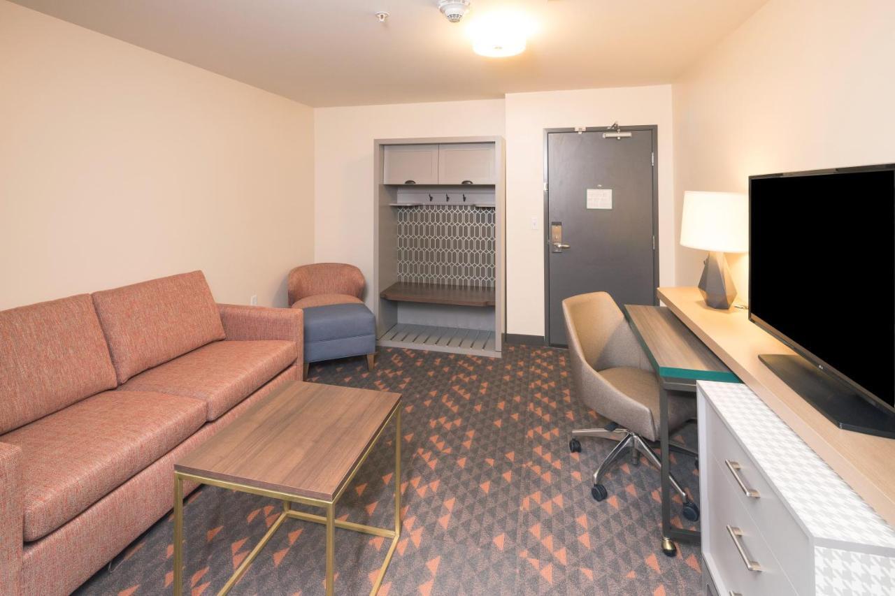 Holiday Inn - Kalamazoo West, an IHG Hotel Bagian luar foto