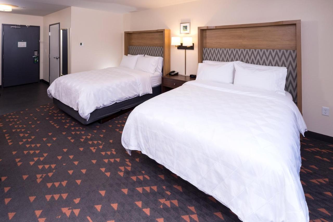 Holiday Inn - Kalamazoo West, an IHG Hotel Bagian luar foto