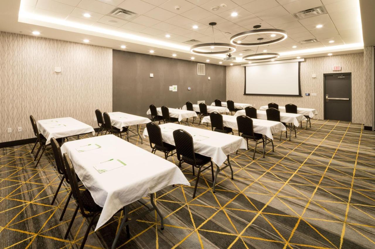 Holiday Inn - Kalamazoo West, an IHG Hotel Bagian luar foto
