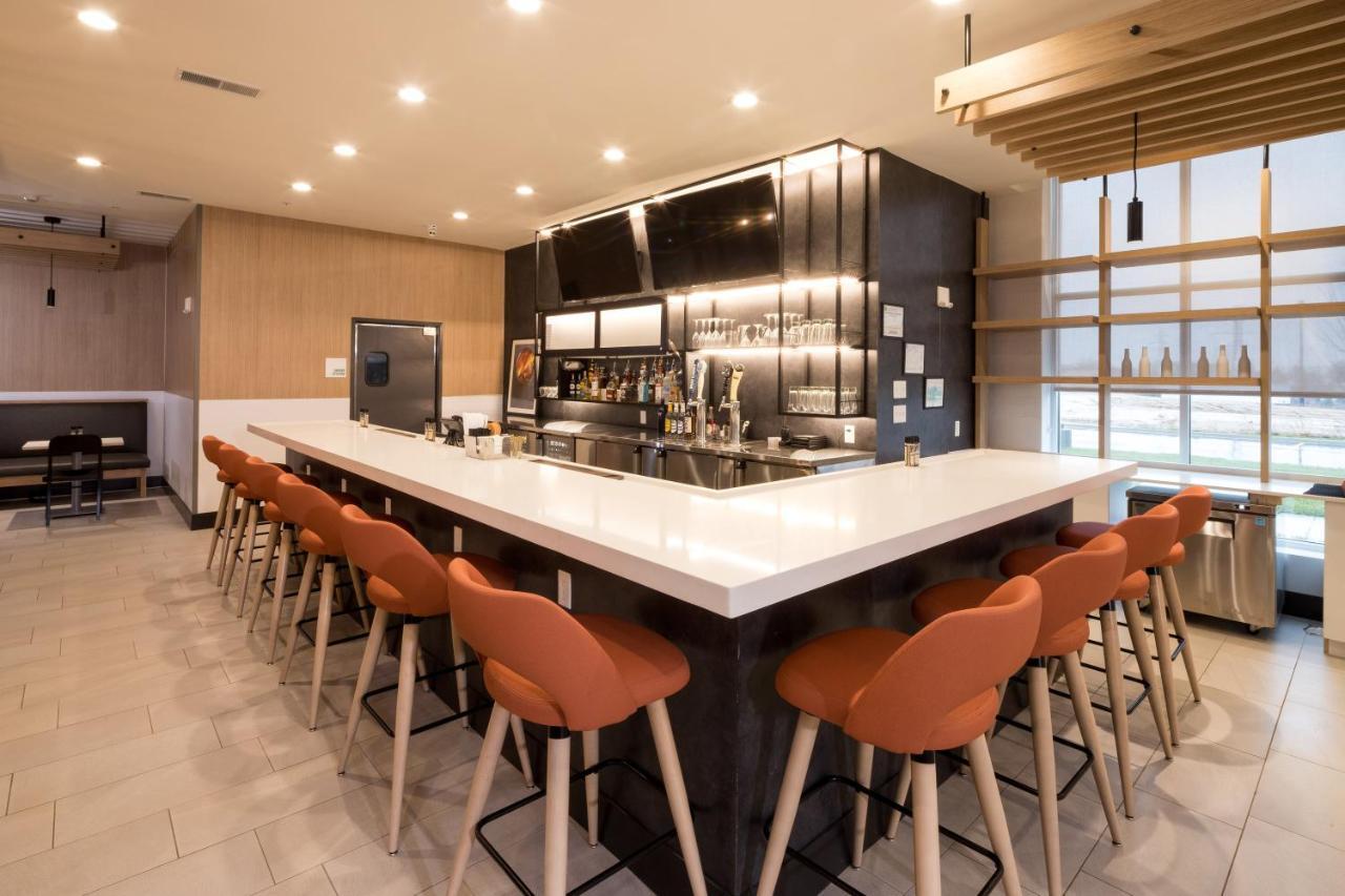 Holiday Inn - Kalamazoo West, an IHG Hotel Bagian luar foto