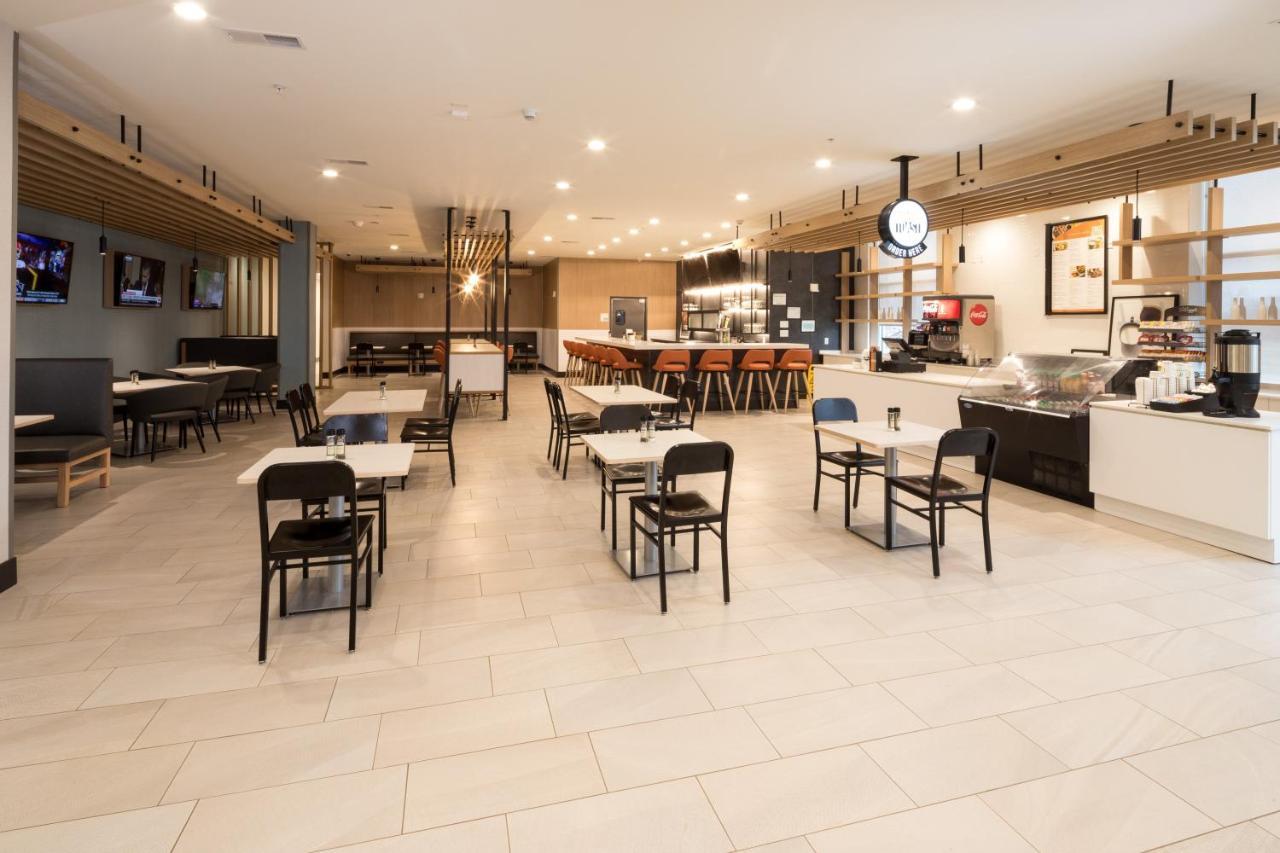 Holiday Inn - Kalamazoo West, an IHG Hotel Bagian luar foto